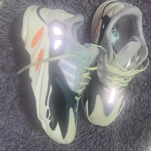 Yeezy 700